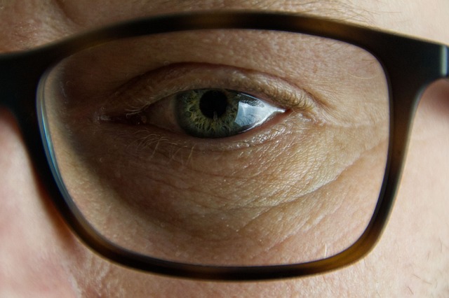Wpływ stylu życia na nasze oczy Jak ochronić wzrok w erze cyfrowej